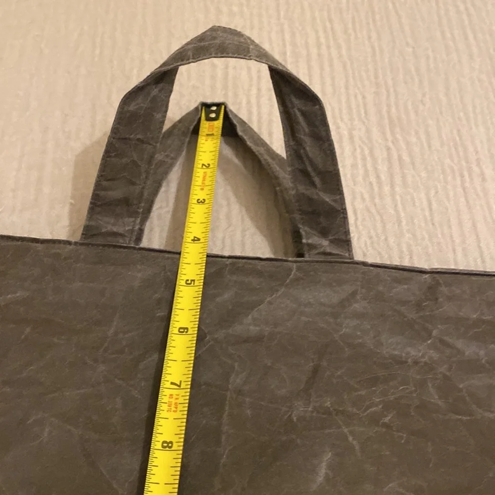 SIWA SOFT NAORON Stylish Brown Bag. Perfect for documenting or laptop.